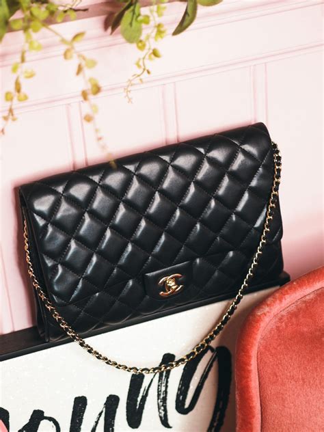 chanel clutch with chain review